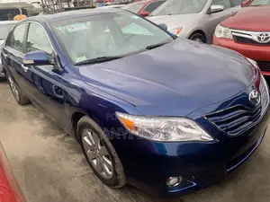 Toyota Camry 2011 Blue