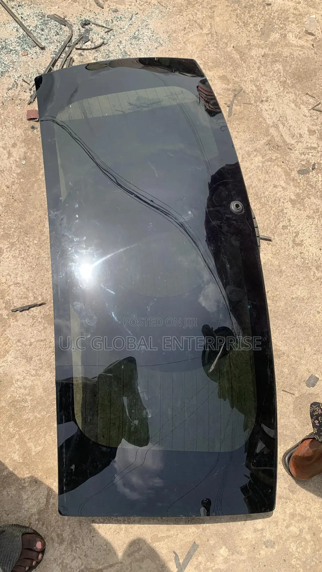 Back Windscreen Glass for Dodge Caravan 2015 Available