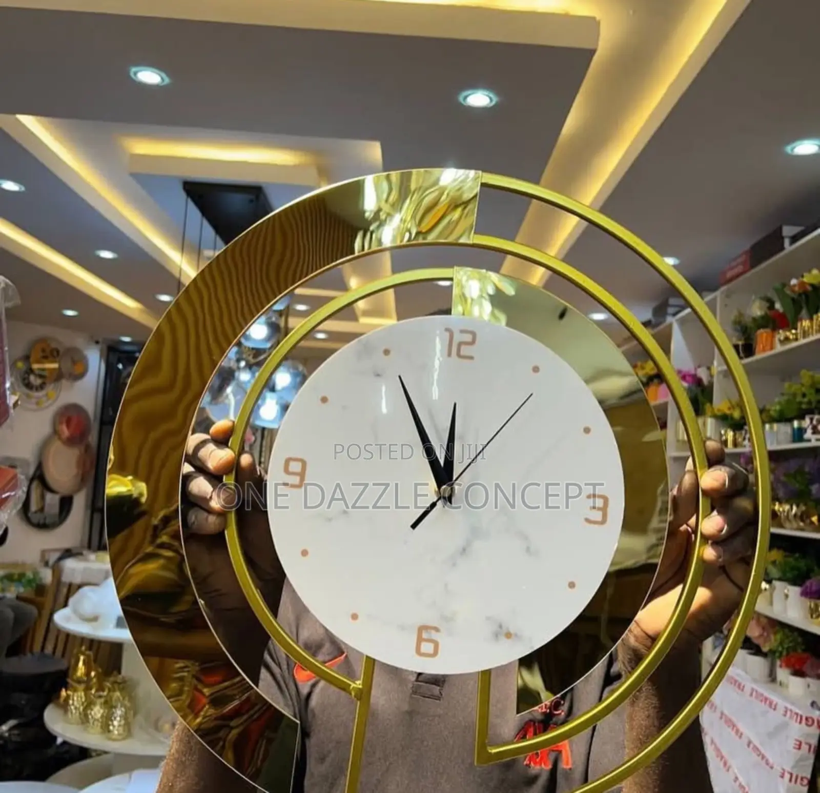 Unique Classy Wall Clock
