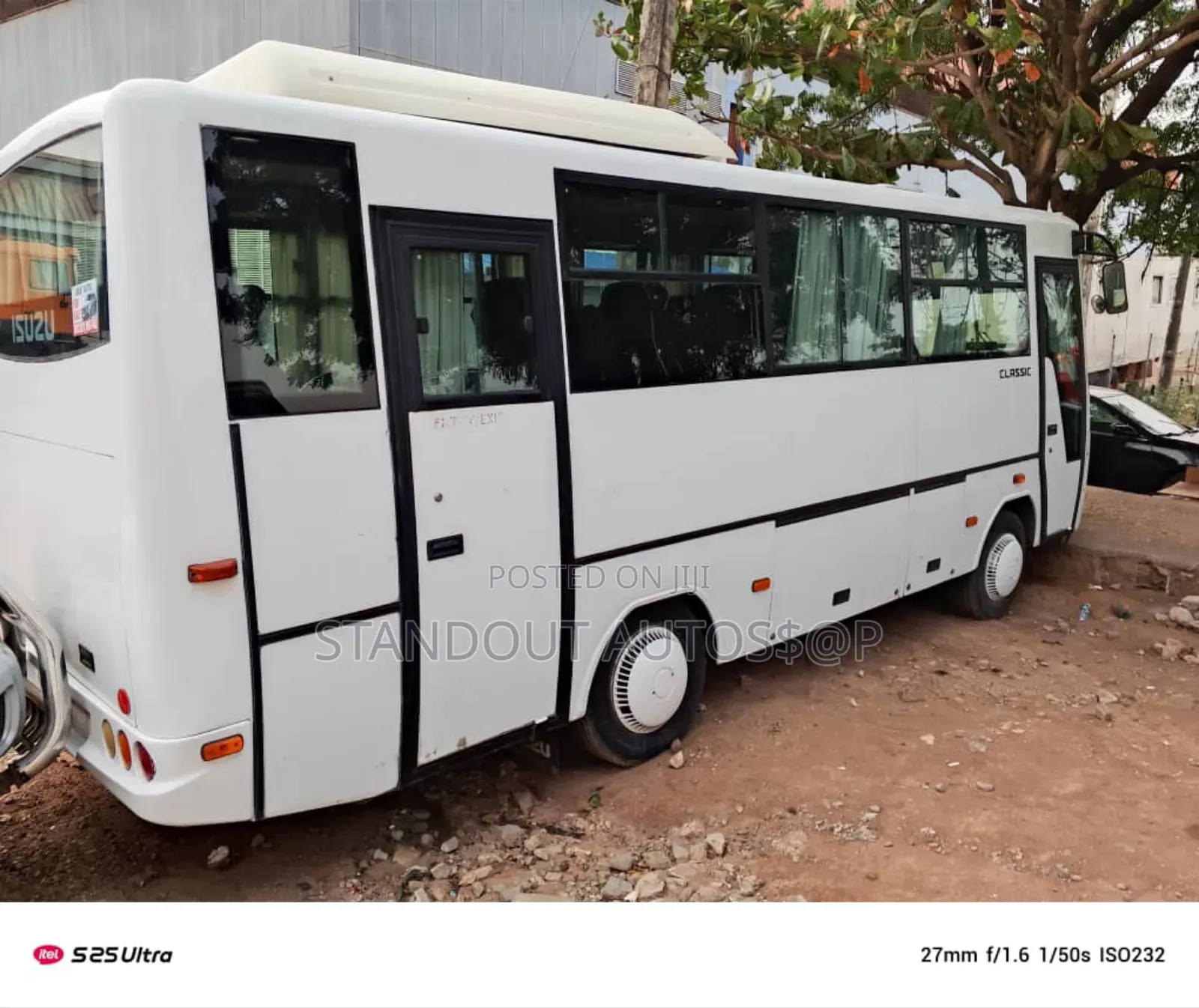 Isuzu Executive Bus 2017 White