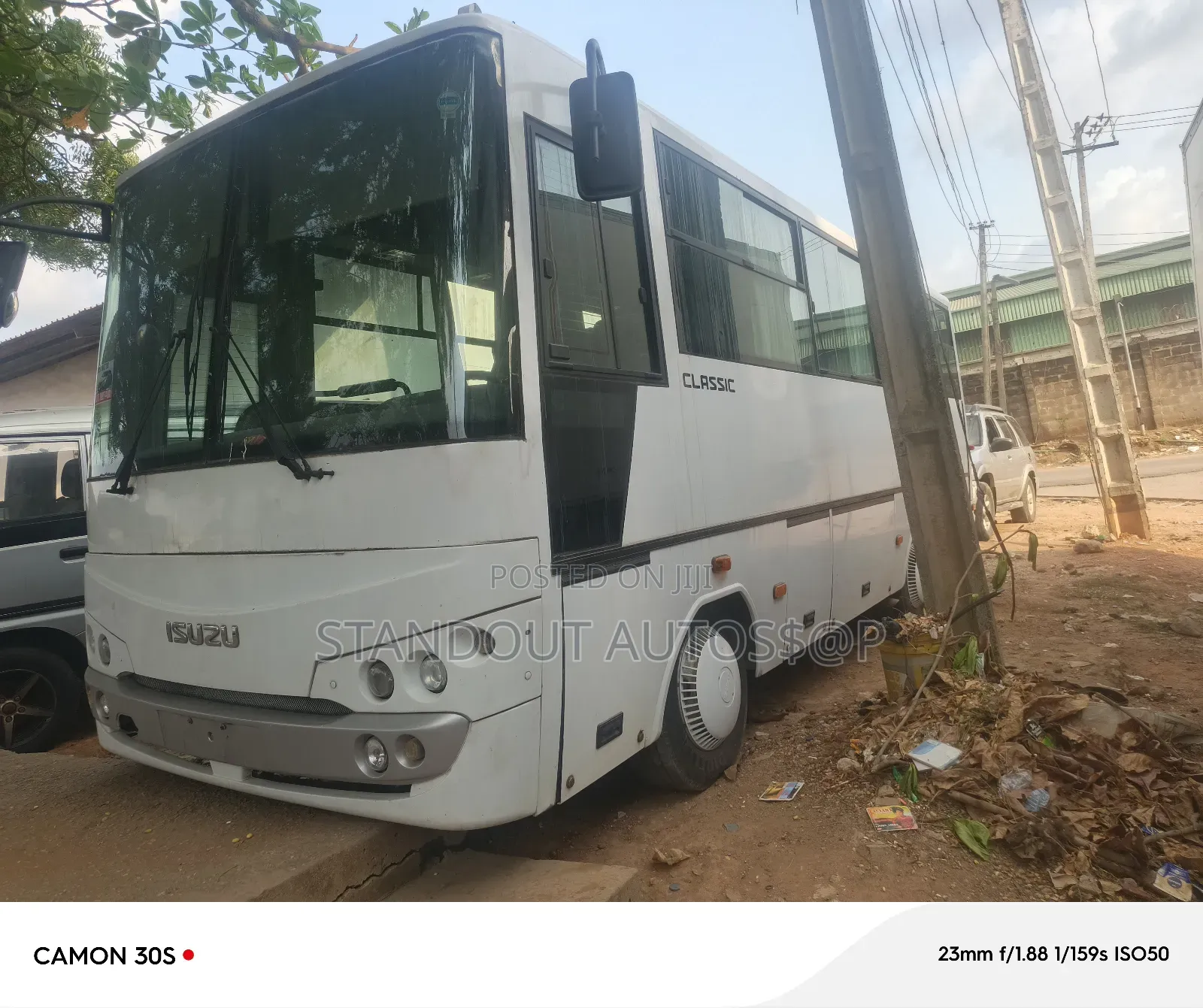 Isuzu Executive Bus 2017 White