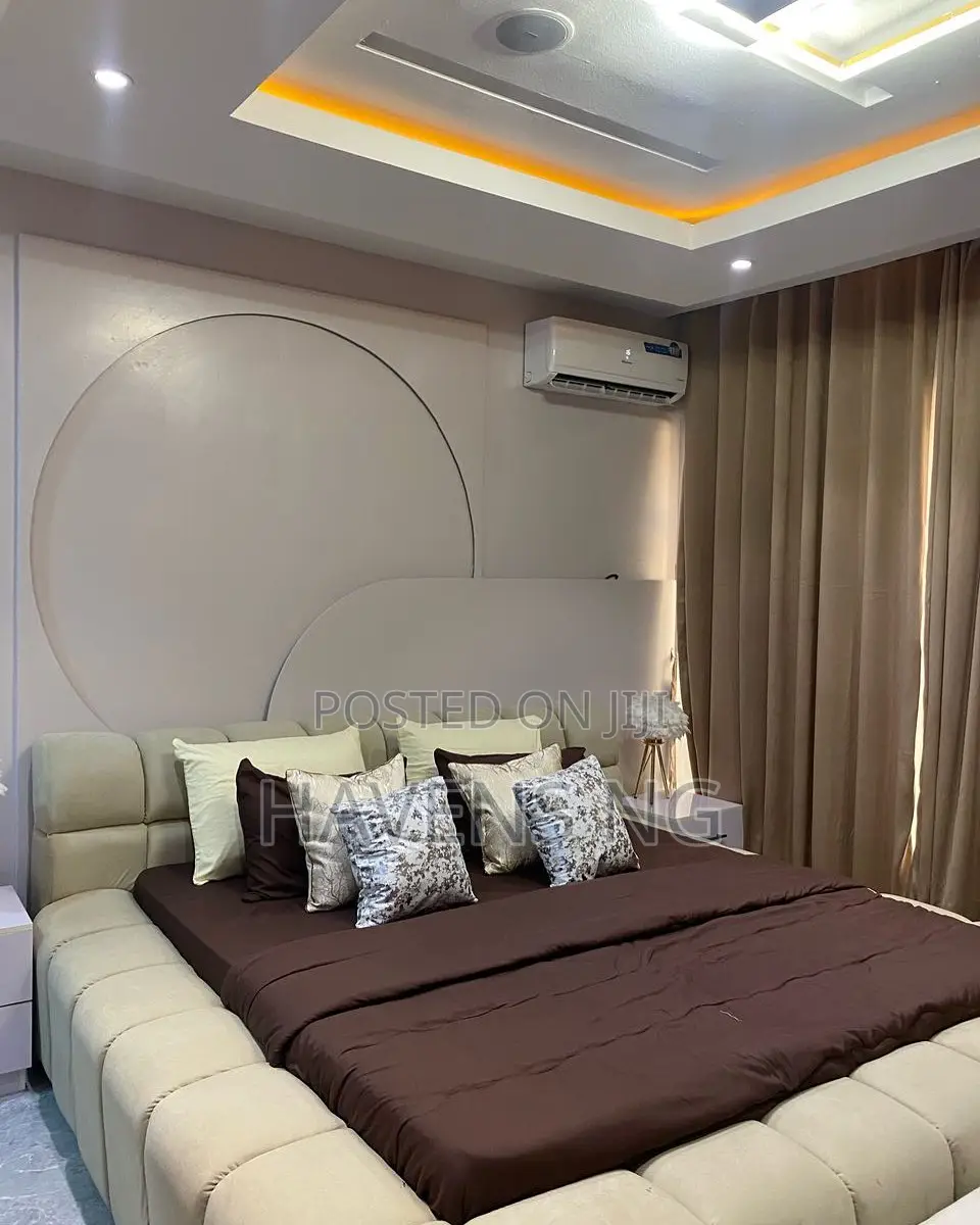 Luxury 5 Bedroom Duplex