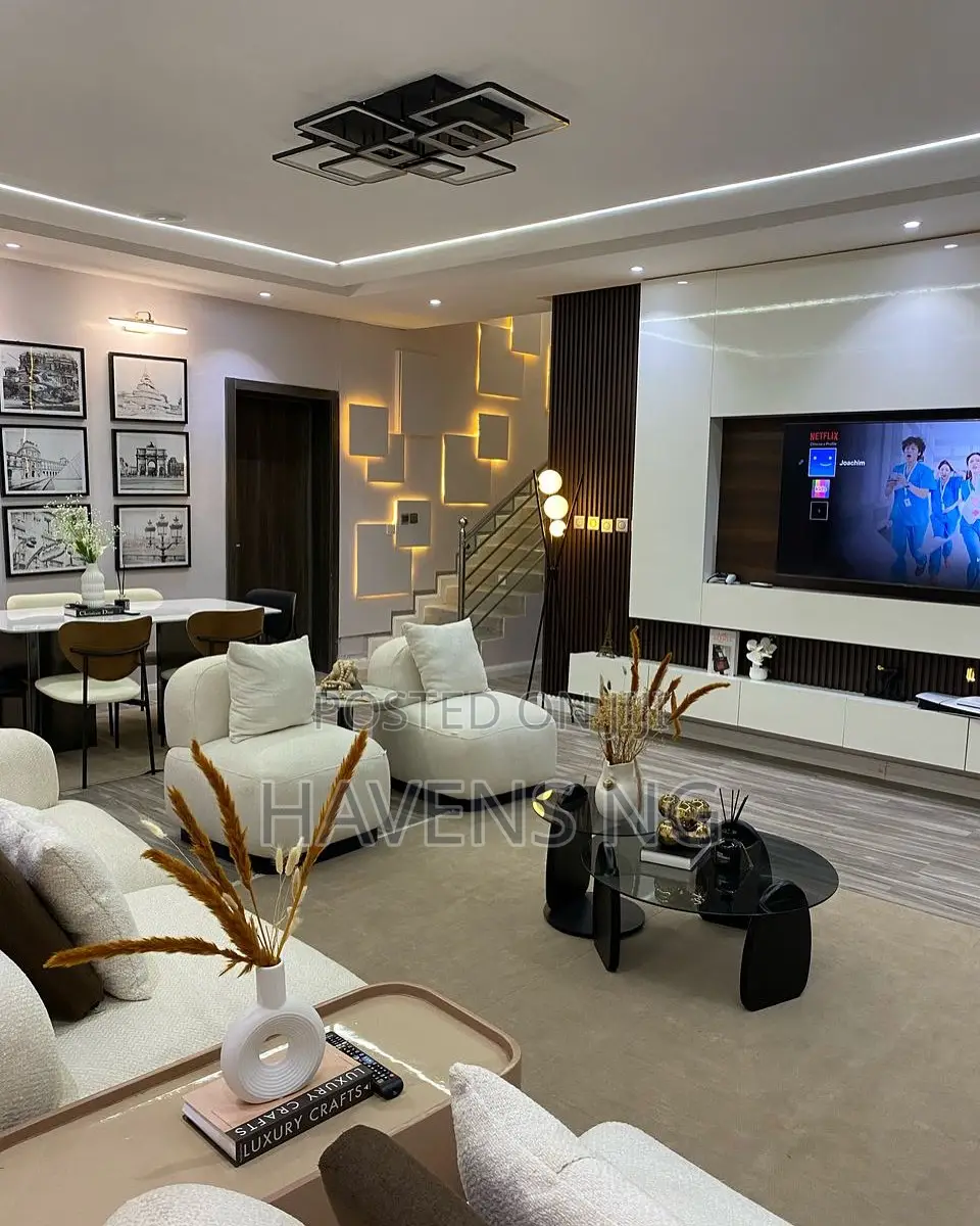 Luxury 5 Bedroom Duplex