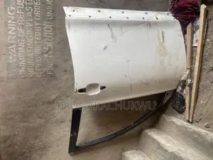 Toyota Highlander 08-014 Front Left Door (Body Spare Parts)