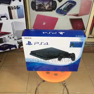 Playstation 4 Slim With Games Including Fifa And Pes25