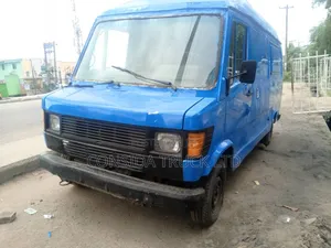 Volkswagen Transporter 1998 Blue