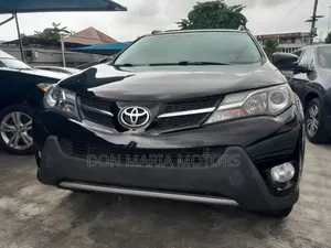 Toyota RAV4 XLE AWD (2.5L 4cyl 6A) 2013 Black