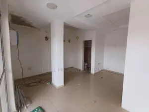 Serviced 55sqm Shop/Office Space on the Second Floor