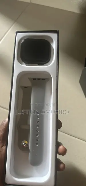 Photo - Apple Watch Series 10 46mm