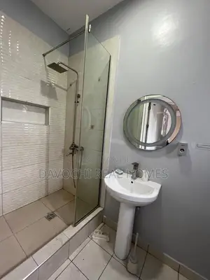 Well Maintain Serviced 3 Bedroom Terraced Duplex for Sale