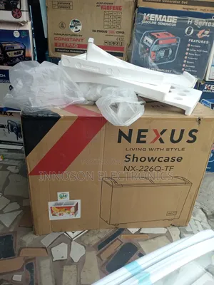 Nexus Show Case 240liters