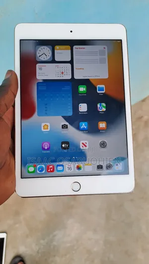 Apple iPad mini 4 128 GB White