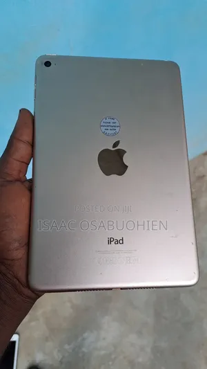 Apple iPad mini 4 128 GB White