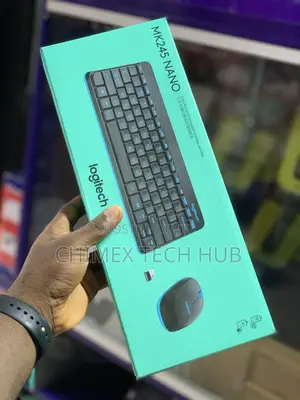 Compact Wireless Combo With Mouse