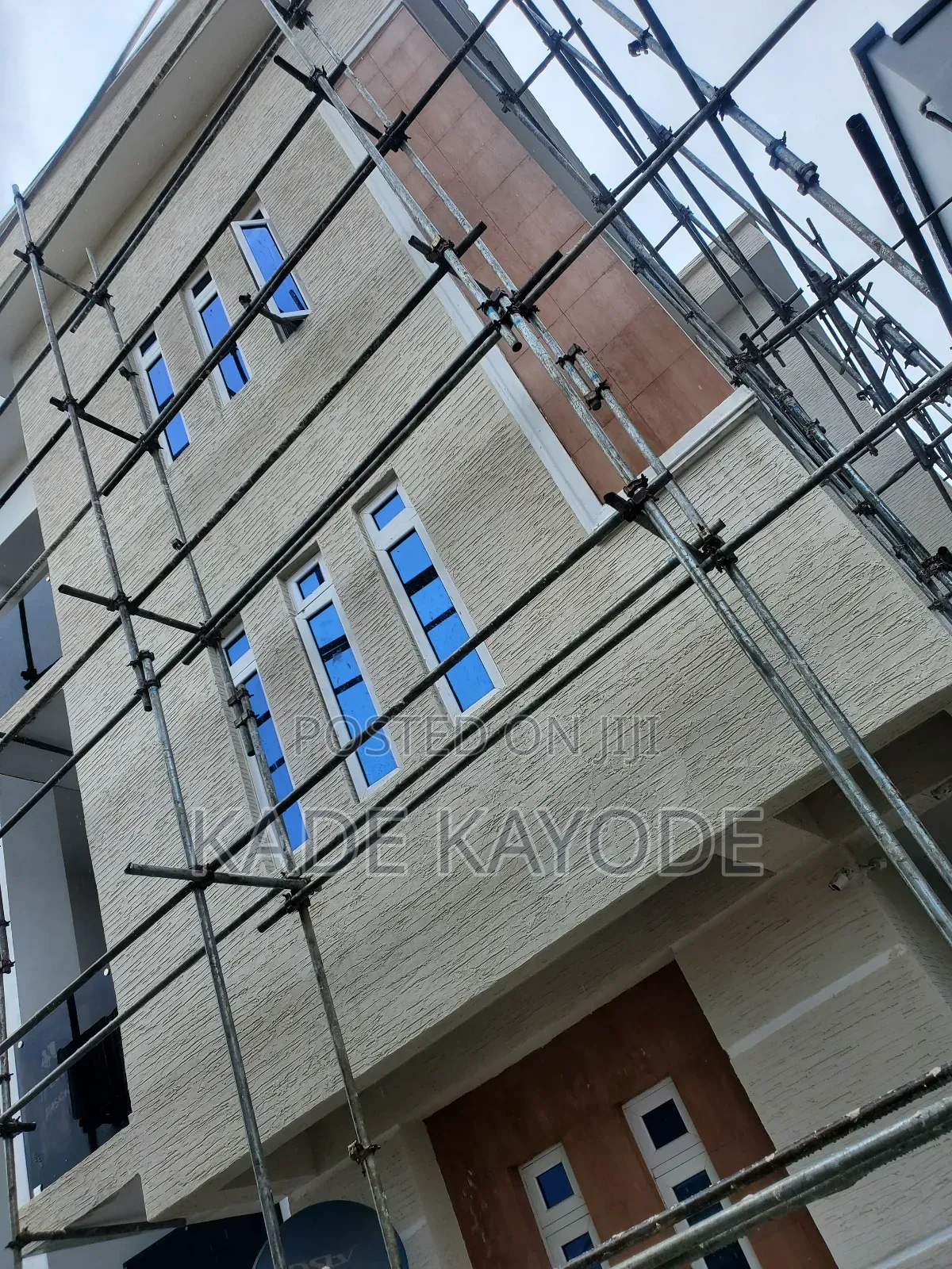 Superb Gravitex Paint