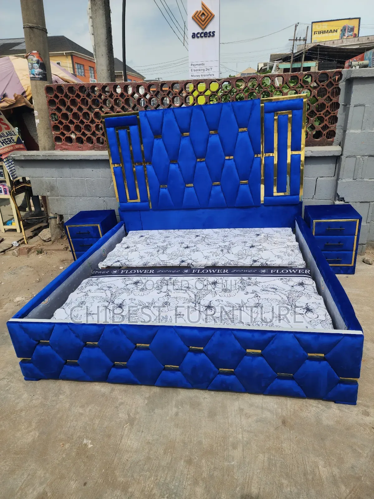 Padded 6by6 Bed Stand.