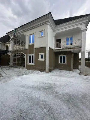 4bdrm Duplex in In An Estate Idu for rent