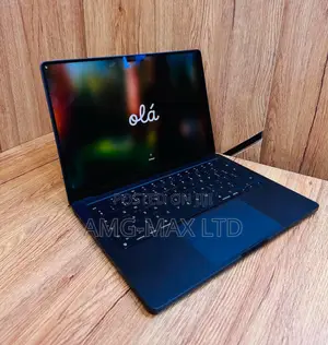 Laptop Apple MacBook Pro 18GB Apple M3 Pro SSD 512GB