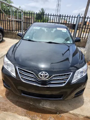 Toyota Camry LE 4dr Sedan (2.5L 4cyl 6AM) 2010 Black