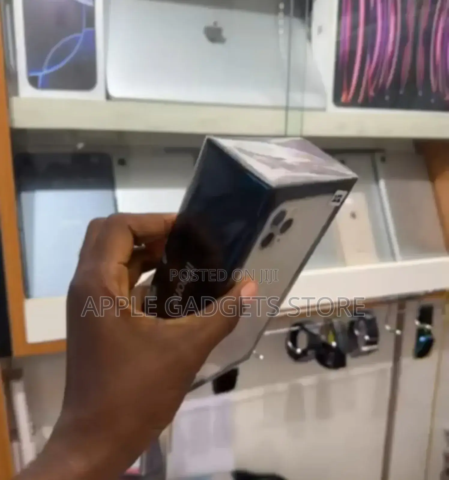 New Apple iPhone 11 Pro Max 256 GB