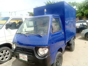 Daihatsu Hi- Max Blue 2013