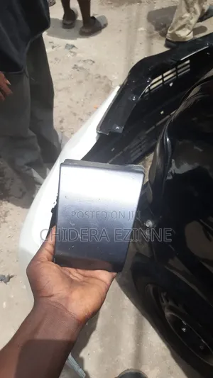 Toyota Venza Fender Cup Right Side