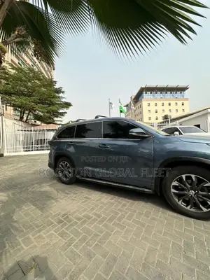 2017 Highlander for Rent (Self-Drive)