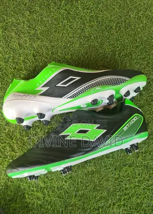 Photo - Brand New Lotto Football Boots
