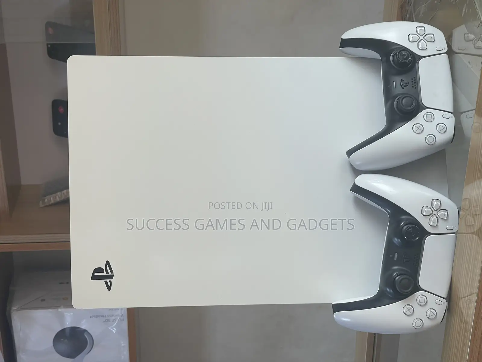 Ps5 Fat With Two Pads