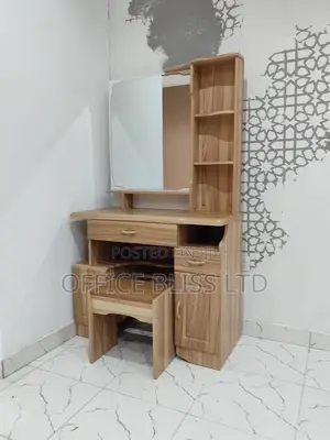 Queens Wooden Dressing Mirror ,Drawers Storage