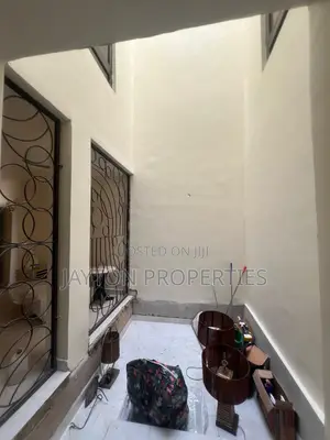 3bdrm Duplex in Utako for rent