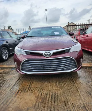 Photo - Toyota Avalon XLE FWDSedan (3.6L 6cyl 6A) 2016 Red