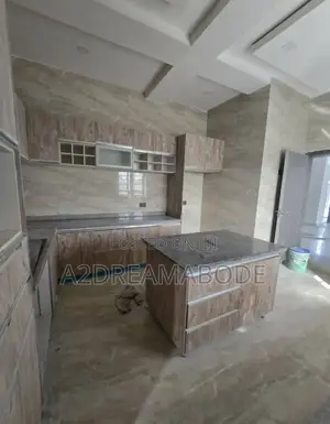 5bdrm Duplex in Omole Phase 2 for rent