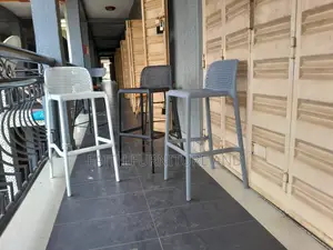 Executive Salon Seat for Barbing