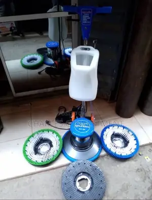 Industrial Floor Scrubber Machine