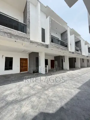4bdrm Duplex in Ikota for sale