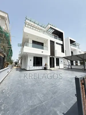 5bdrm Duplex in Ikota for sale