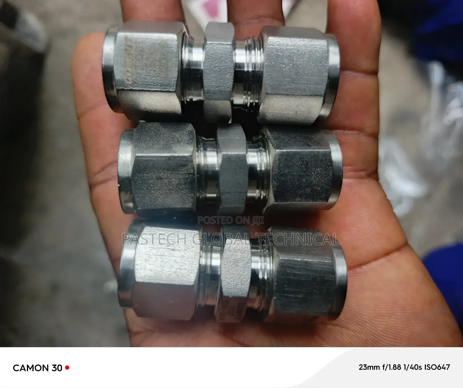 1⁄2" Union Cap Head Fitting