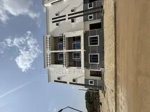 4bdrm Townhouse/Terrace in Dawaki for sale