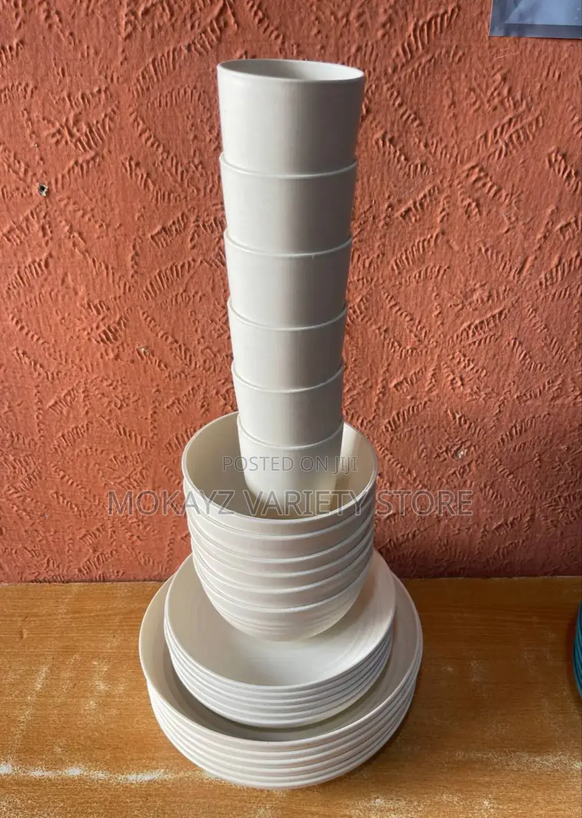 24pcs/Set Healthy Eco-Friendly Thickened Plastic Dinnerware