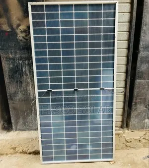 Jinko Solar Panel Jinko 600 Watts.