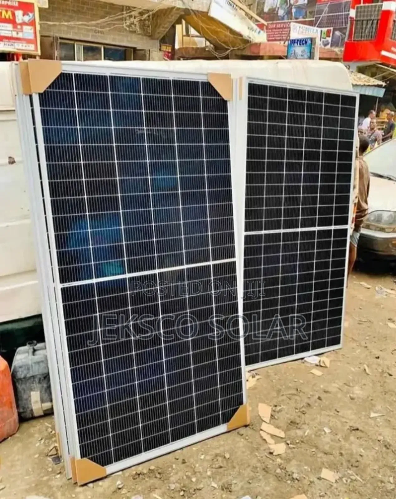 Jinko Solar Panel Jinko 600 Watts.