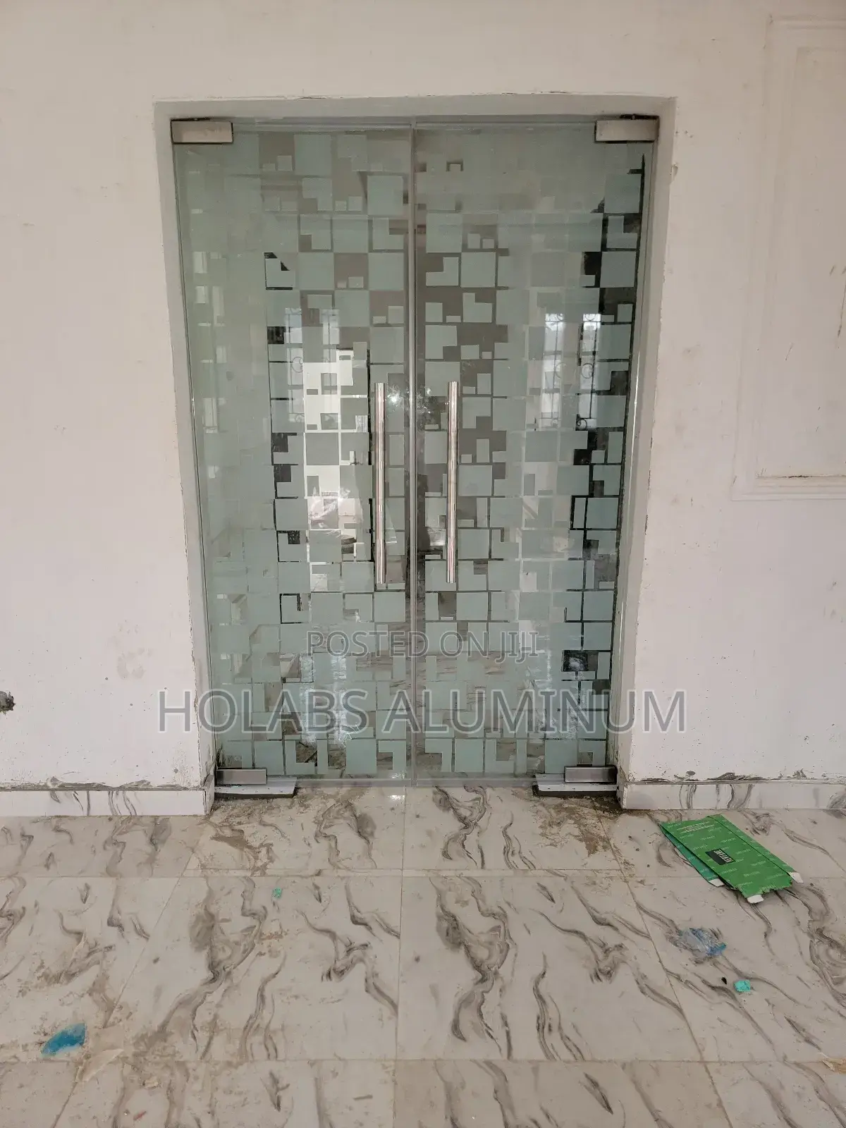 Middle Door