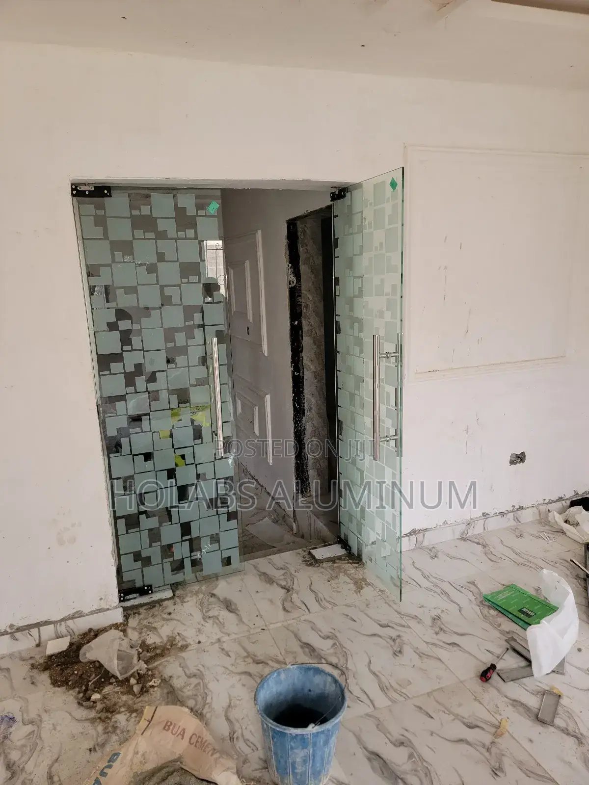 Middle Door