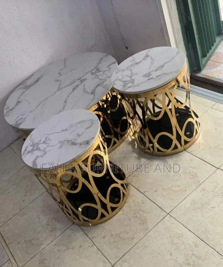 Dining Table With 2 Side Stools