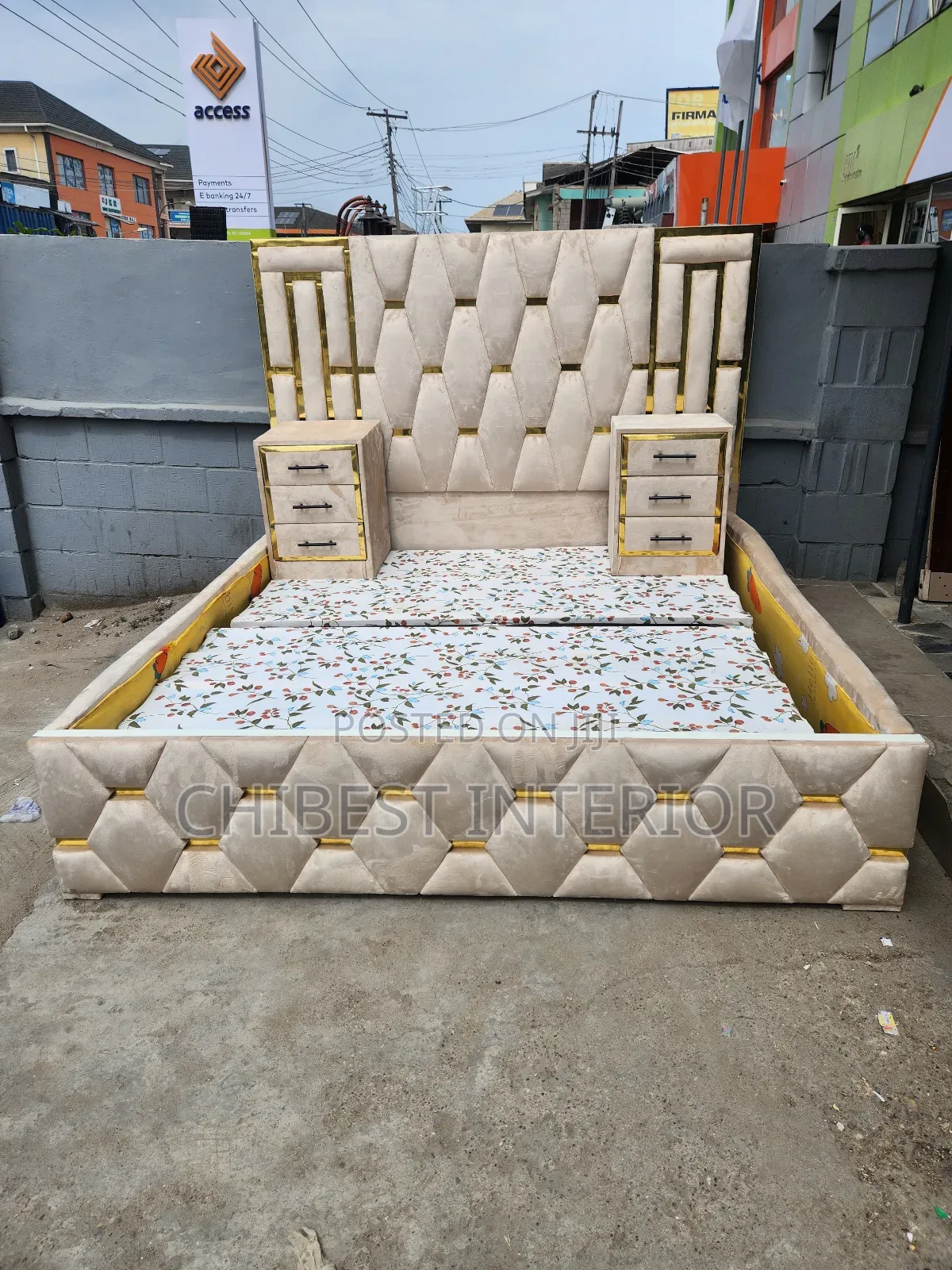 Versace-Like 6by6 Brand New Bed Frame.
