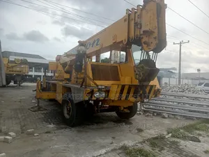 30 Tons Motor Crain