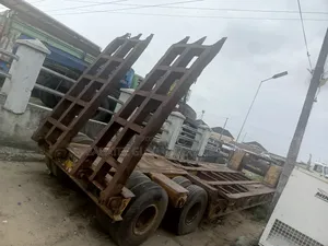 40 Tons Lowbed