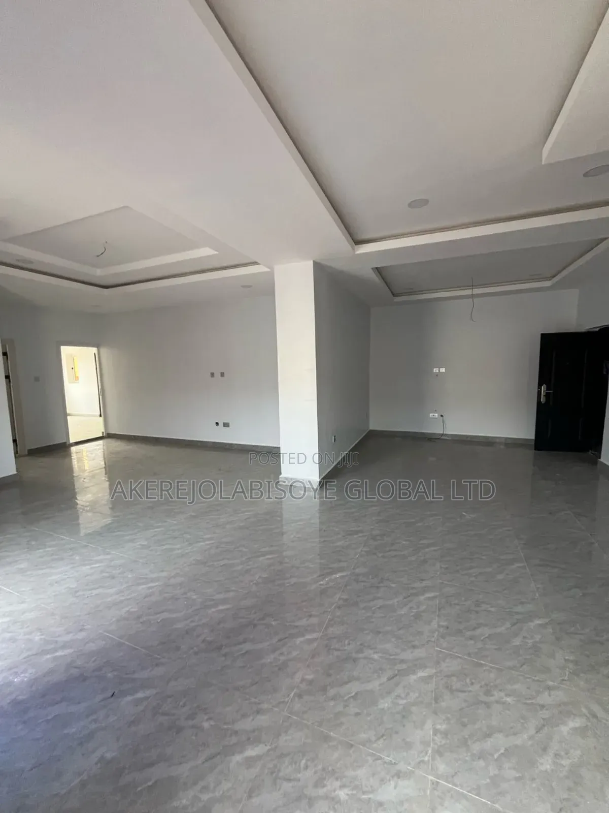 2bdrm Block of Flats in Paradise Estate, Life Camp for sale