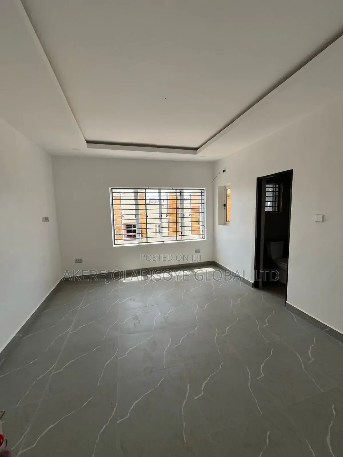 2bdrm Block of Flats in Paradise Estate, Life Camp for sale
